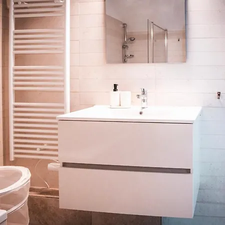 Porte De Monaco, Duplex Avec Terrasse Et Parking 아파트 로퀴에브륀캡마르탱